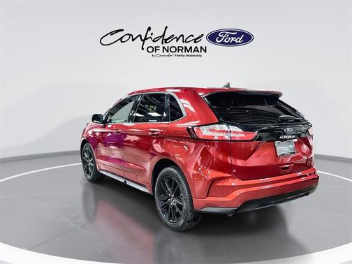 2022 Ford Edge ST Line