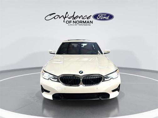 2022 BMW 330 i xDrive