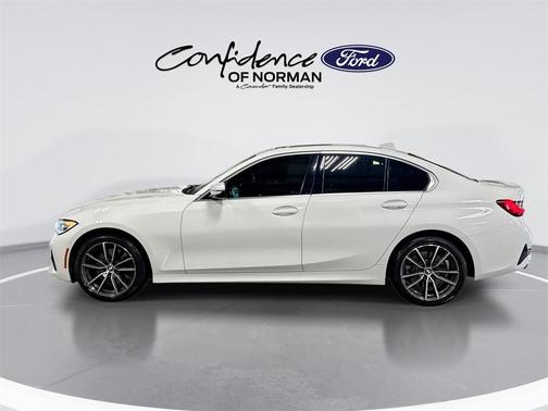 2022 BMW 330 i xDrive