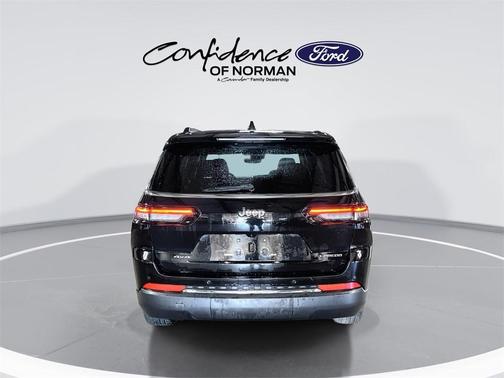 2023 Jeep Grand Cherokee L Laredo