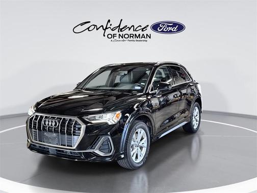 2024 Audi Q3 45 S line Premium
