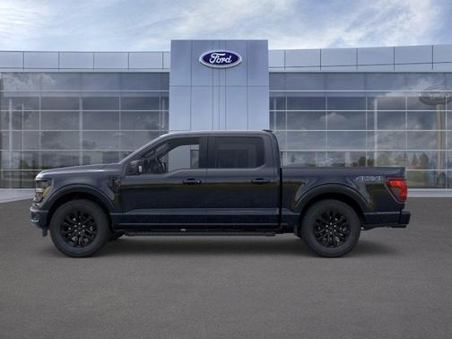 Agate Black Metallic 2026 Ford F-150 XLT