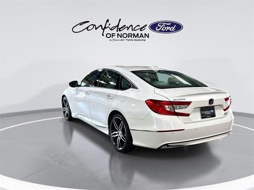 2022 Honda Accord Hybrid Touring