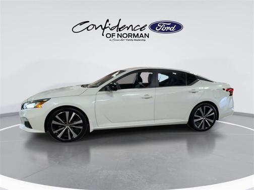 2020 Nissan Altima 2.5 SR