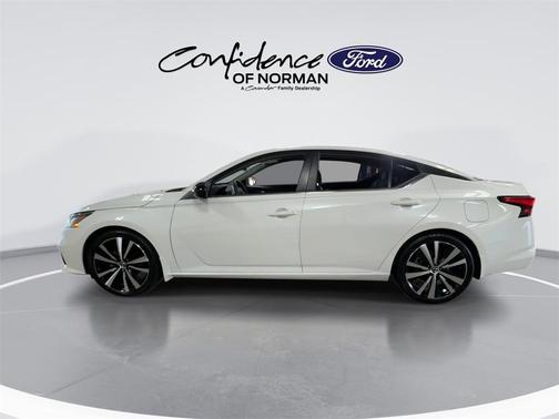 2020 Nissan Altima 2.5 SR