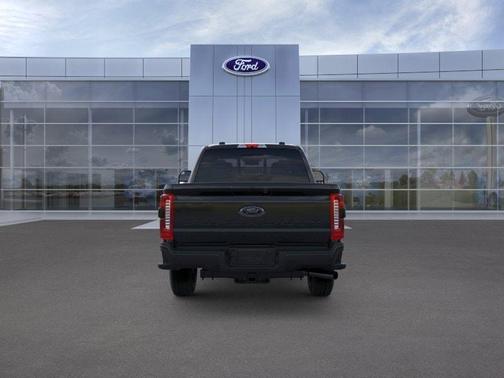 Agate Black Metallic 2026 Ford F-250 Super Duty