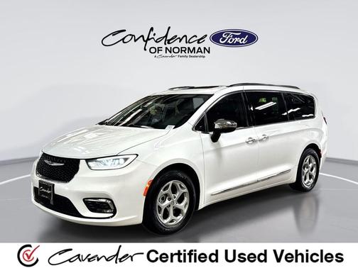 Bright White Clearcoat 2023 Chrysler Pacifica Limited