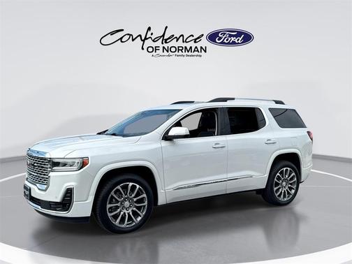 2022 GMC Acadia Denali