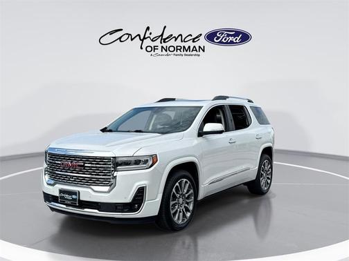 2022 GMC Acadia Denali