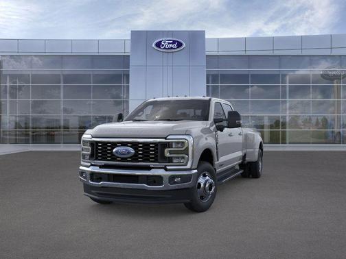 2025 Ford F-350 Lariat Super Duty