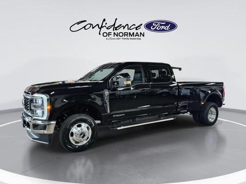 Agate Black Metallic 2026 Ford F-350 Super Duty