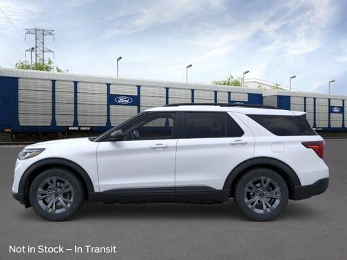 Star White 2026 Ford Explorer Active