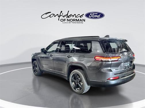 2023 Jeep Grand Cherokee L Laredo