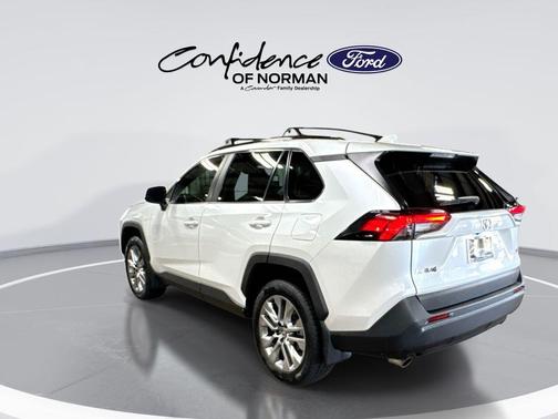 Wind Chill Pearl 2024 Toyota RAV4 XLE Premium