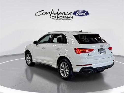 2024 Audi Q3 45 S line Premium