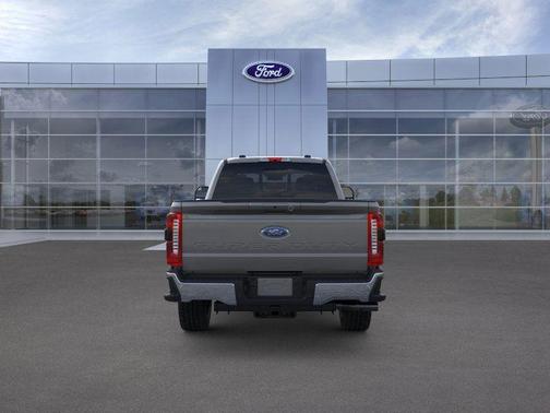 2025 Ford F-350 Lariat Super Duty