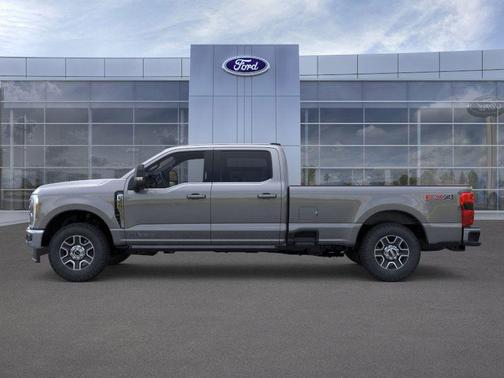 2025 Ford F-350 Lariat Super Duty