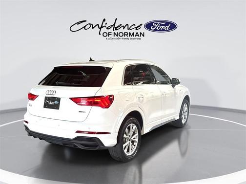 2025 Audi Q3 45 S line Premium