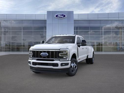Star White 2026 Ford F-350 Super Duty