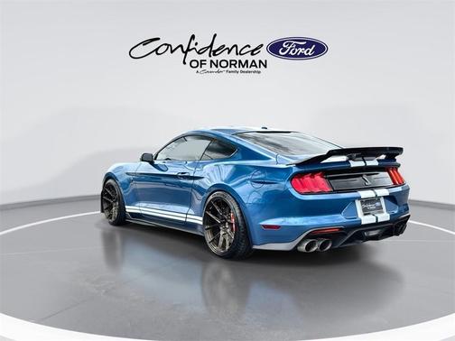 2020 Ford Shelby GT500 Base