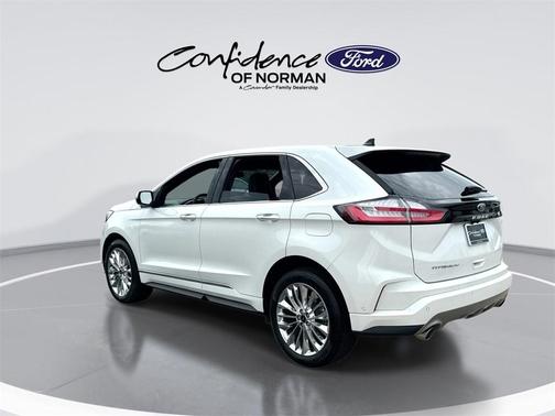 2021 Ford Edge Titanium