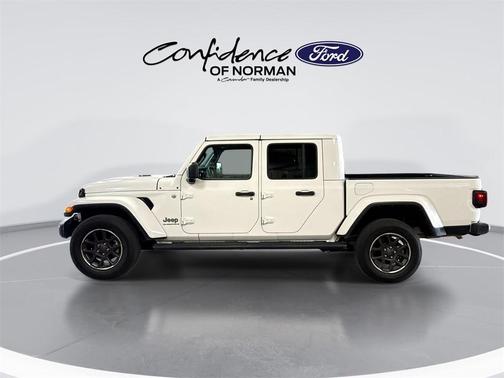 2023 Jeep Gladiator Overland