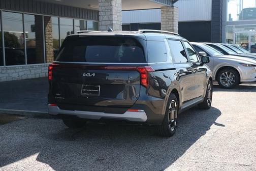 2025 Kia Carnival EX
