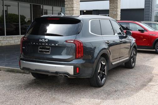 2024 Kia Telluride S