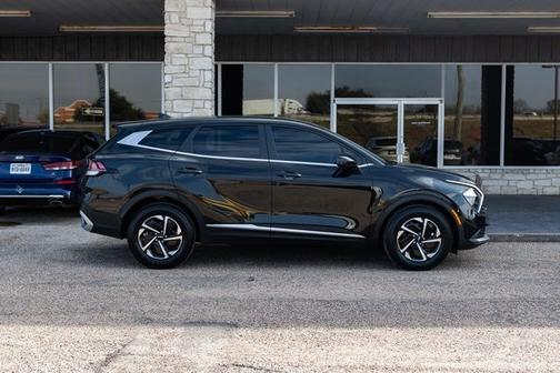 2023 Kia Sportage Hybrid LX