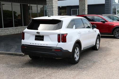 2021 Kia Sorento LX