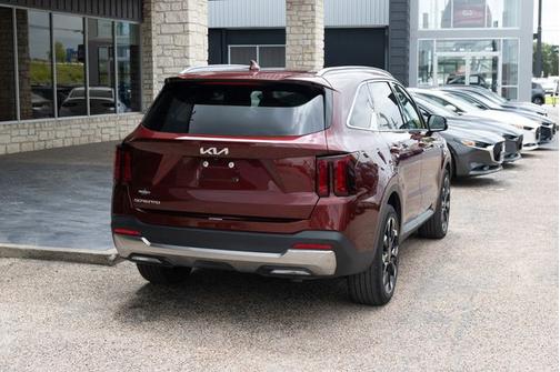 Red 2025 Kia Sorento EX
