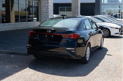 Aurora Black Pearl 2021 Kia Forte FE