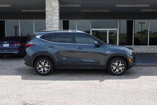 2023 Kia Seltos EX