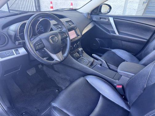 2013 Mazda Mazda3 i Grand Touring