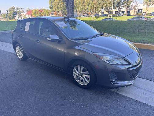 2013 Mazda Mazda3 i Grand Touring