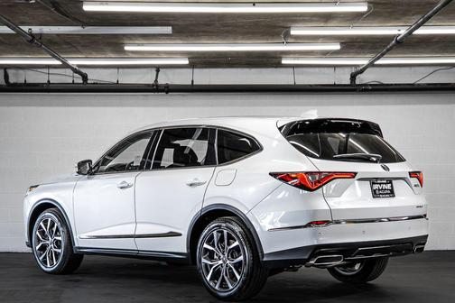 Platinum White Pearl 2023 Acura MDX Technology Package