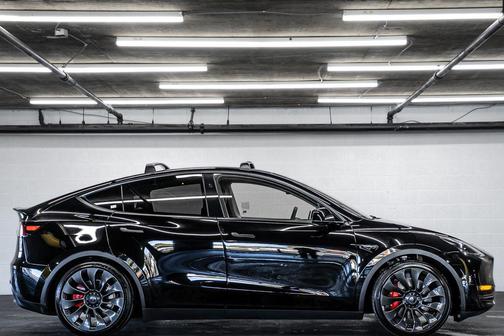 2023 Tesla Model Y Performance Dual Motor All-Wheel Drive