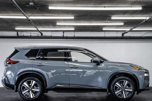 Boulder Gray Pearl 2021 Nissan Rogue SL