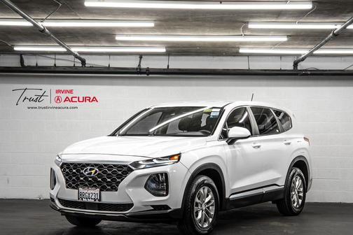 Quartz White 2019 Hyundai SANTA FE SE 2.4