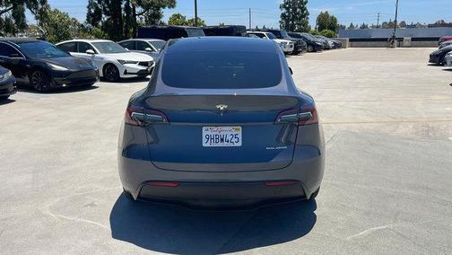 2023 Tesla Model Y Long Range Dual Motor All-Wheel Drive