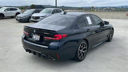 2021 BMW 540 540i