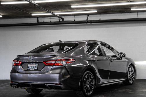 Predawn Gray Mica 2020 Toyota Camry SE