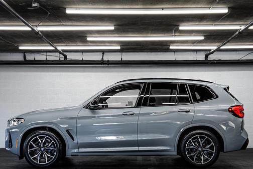 Brooklyn Grey Metallic 2024 BMW X3 M40i