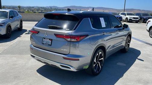 2023 Mitsubishi Outlander PHEV SEL