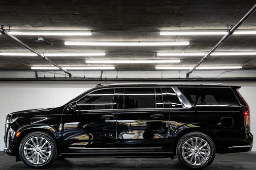 2021 Cadillac Escalade ESV Premium Luxury