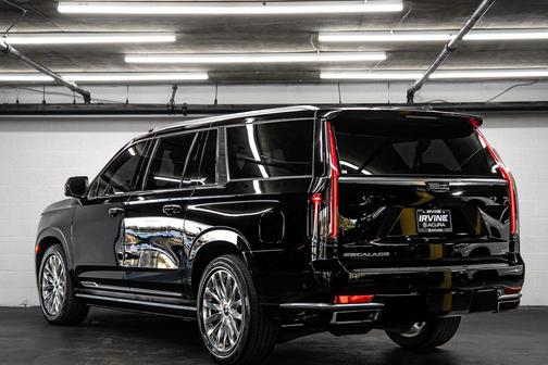 2021 Cadillac Escalade ESV Premium Luxury