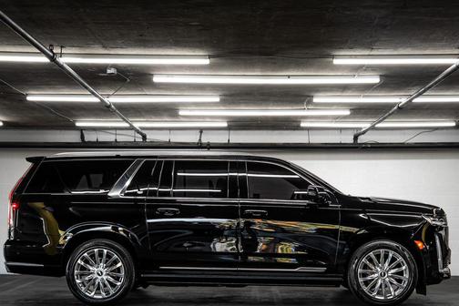 2021 Cadillac Escalade ESV Premium Luxury