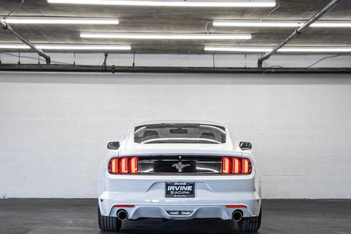 2015 Ford Mustang V6