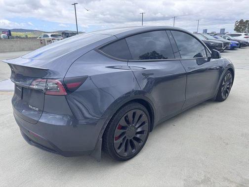 2021 Tesla Model Y Performance Dual Motor All-Wheel Drive
