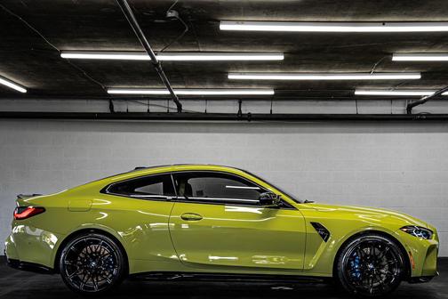 Sao Paulo Yellow 2024 BMW M4 Competition xDrive